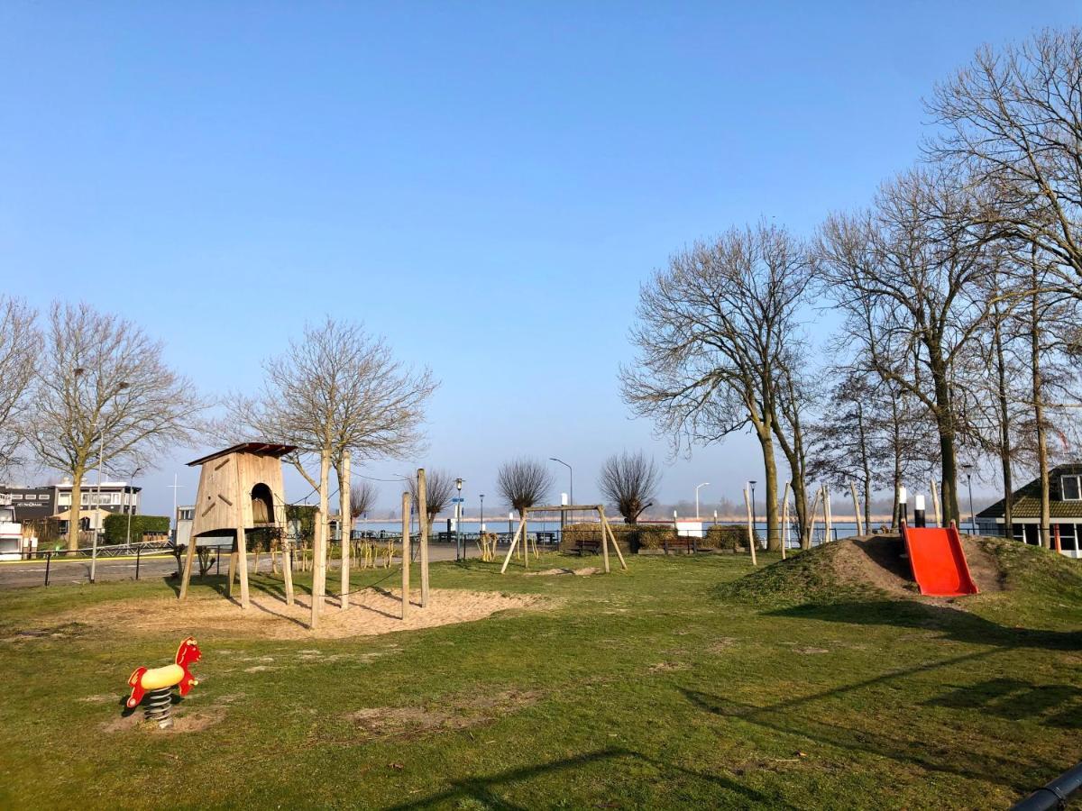 Bed And Breakfast De Biesbosch - In 'T Riet 드리멜런 외부 사진
